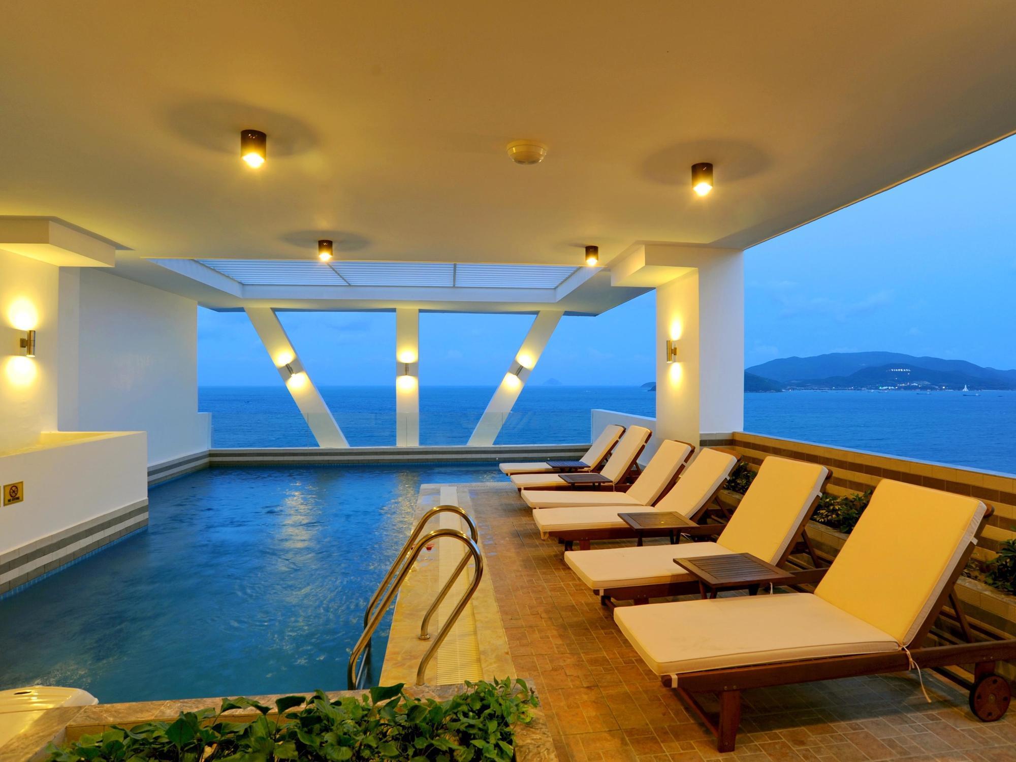 Dendro Beachfront Hotel Να Τρανγκ Εξωτερικό φωτογραφία